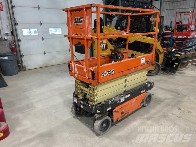 JLG 1932R Škaraste platforme