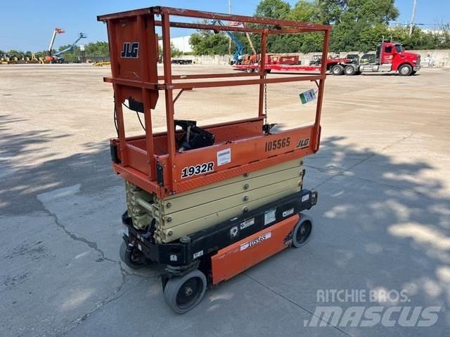 JLG 1932R Škaraste platforme