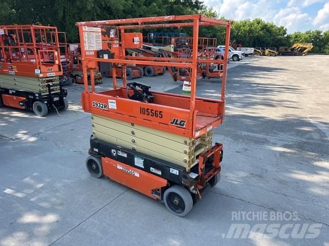 JLG 1932R Škaraste platforme