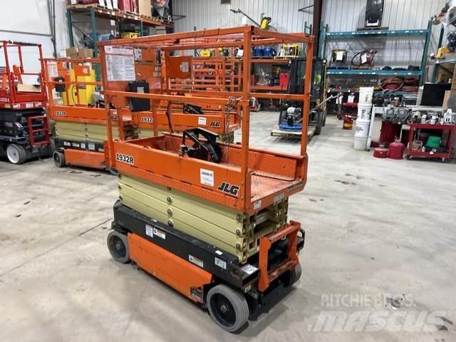 JLG 1932R Škaraste platforme