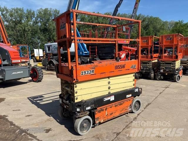 JLG 1932R Škaraste platforme