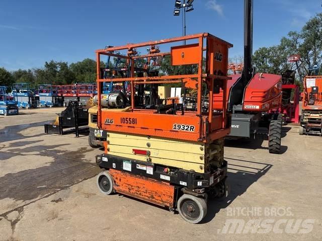 JLG 1932R Škaraste platforme