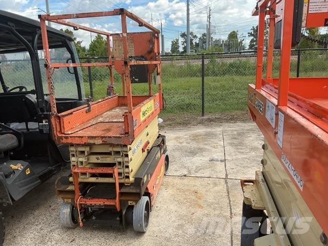 JLG 1932R Škaraste platforme