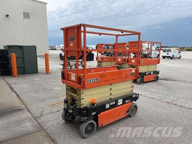 JLG 1932R Škaraste platforme
