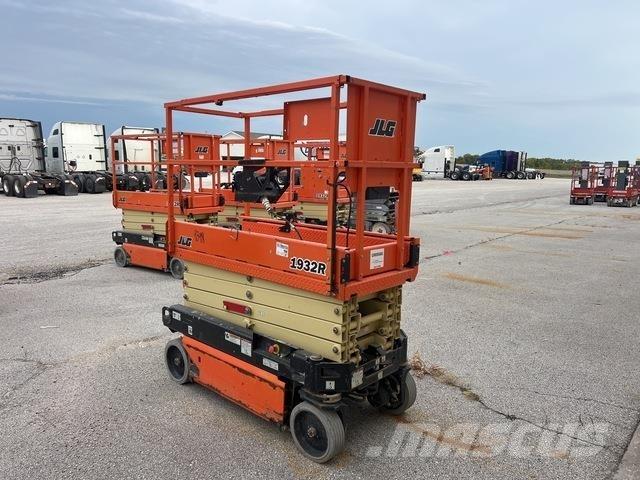 JLG 1932R Škaraste platforme