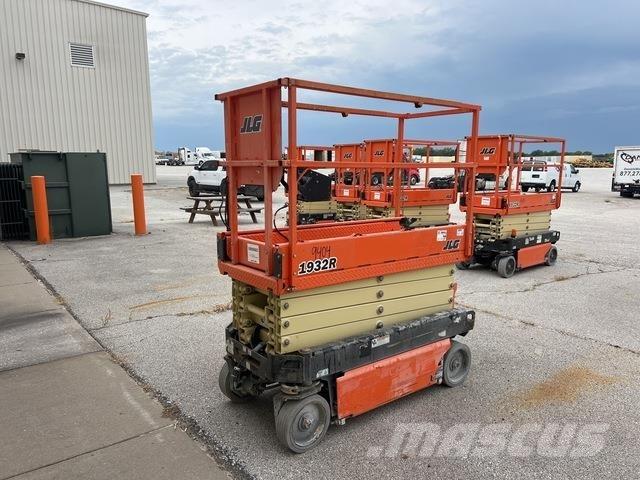 JLG 1932R Škaraste platforme