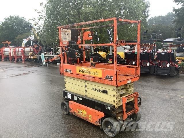 JLG 1932R Škaraste platforme