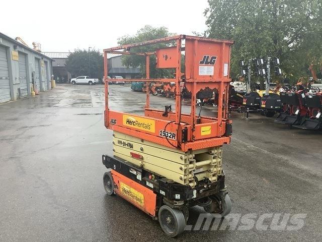 JLG 1932R Škaraste platforme