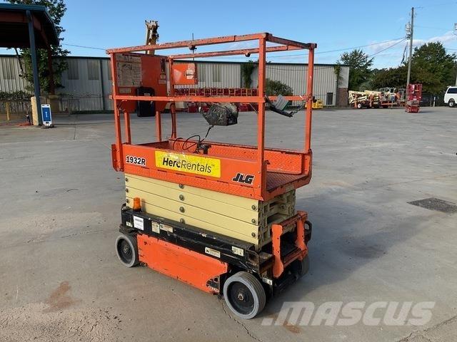 JLG 1932R Škaraste platforme