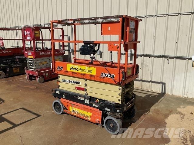 JLG 1932R Škaraste platforme