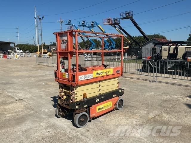 JLG 1932R Škaraste platforme