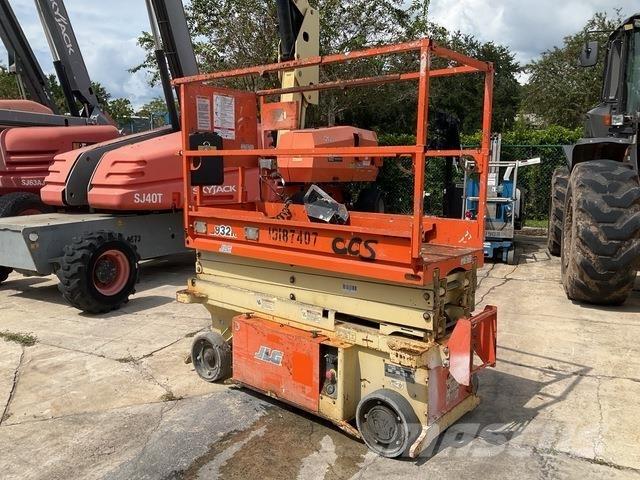 JLG 1932RS Škaraste platforme