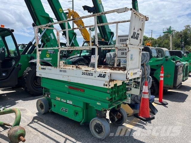 JLG 2032ES Škaraste platforme