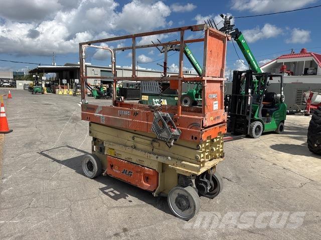 JLG 2032ES Škaraste platforme