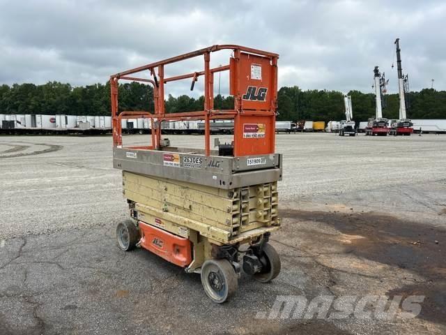 JLG 2630ES Škaraste platforme