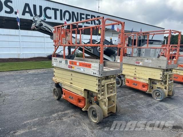 JLG 2630ES Škaraste platforme
