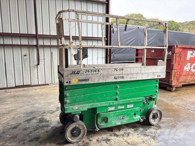 JLG 2630ES Škaraste platforme