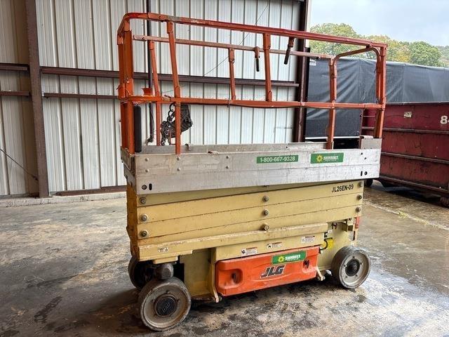 JLG 2630ES Škaraste platforme