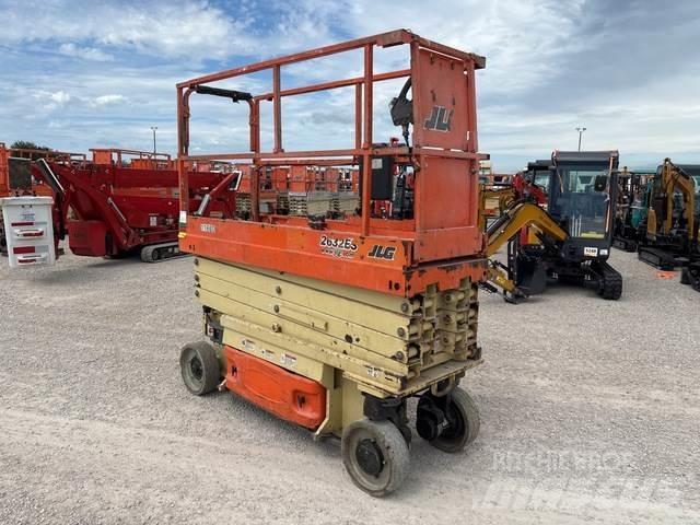 JLG 2632ES Škaraste platforme