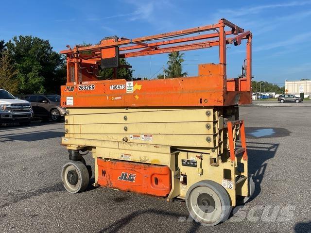 JLG 2632ES Škaraste platforme
