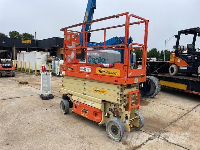 JLG 2632ES Škaraste platforme