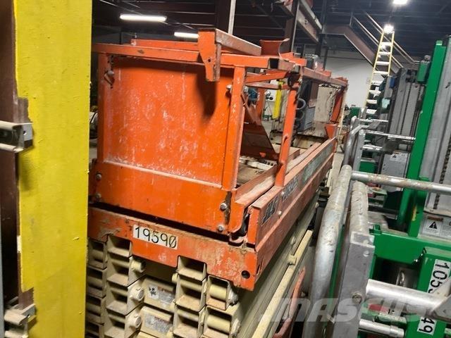 JLG 2632ES Škaraste platforme
