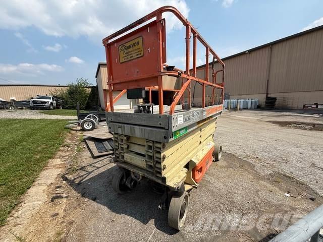 JLG 2646ES Škaraste platforme
