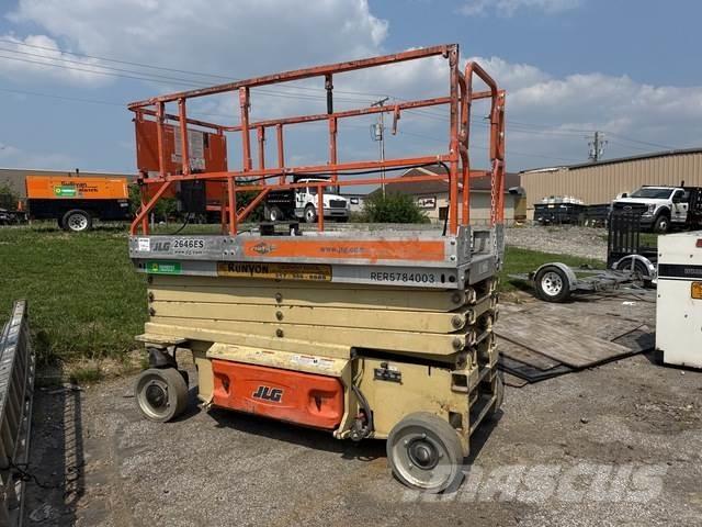 JLG 2646ES Škaraste platforme