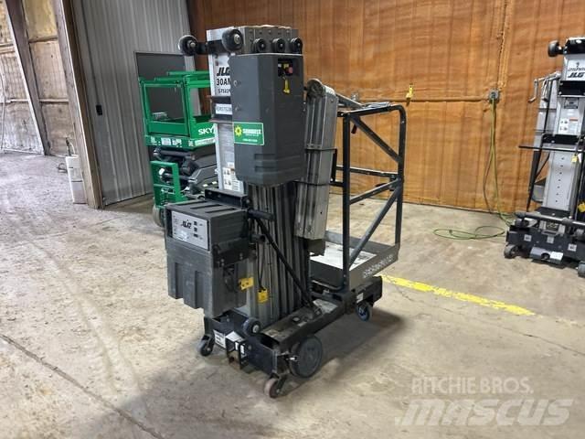 JLG 30AM Vertikalne radne podizne platforme