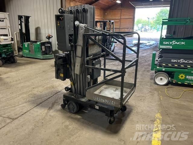 JLG 30AM Vertikalne radne podizne platforme