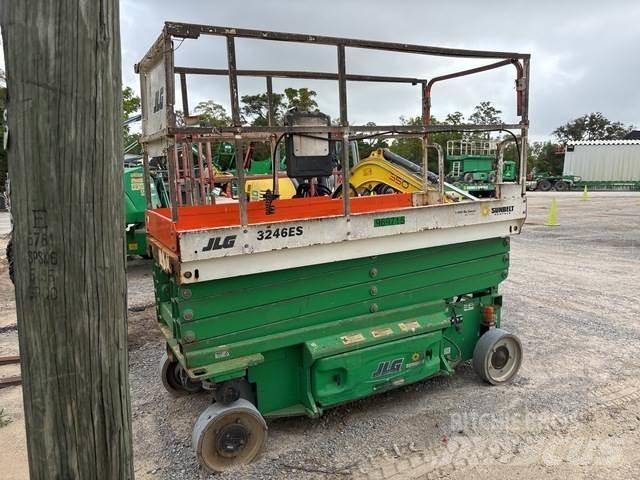 JLG 3246ES Škaraste platforme