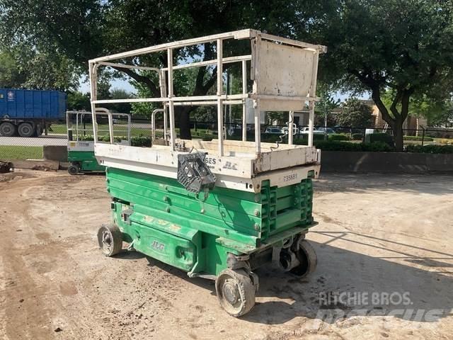 JLG 3246ES Škaraste platforme
