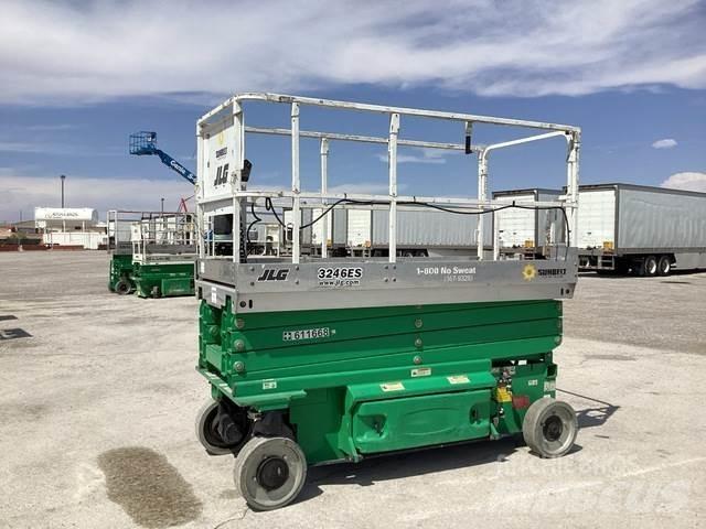 JLG 3246ES Škaraste platforme