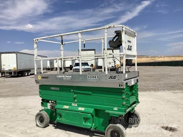 JLG 3246ES Škaraste platforme