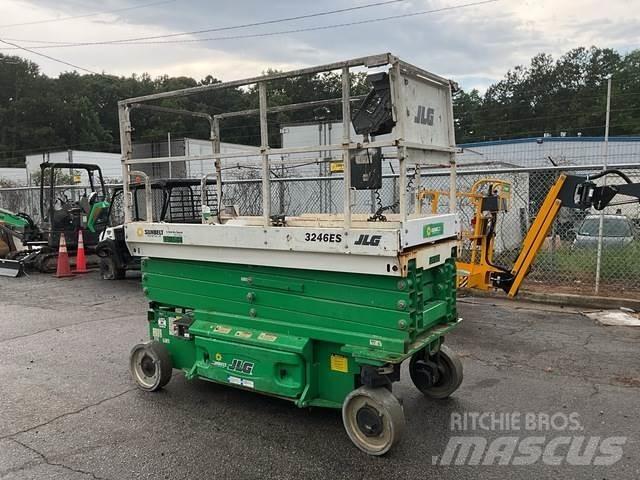 JLG 3246ES Škaraste platforme