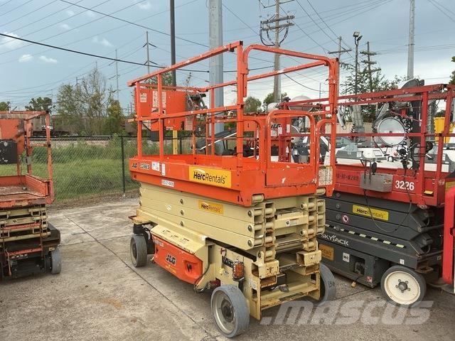 JLG 3246ES Škaraste platforme