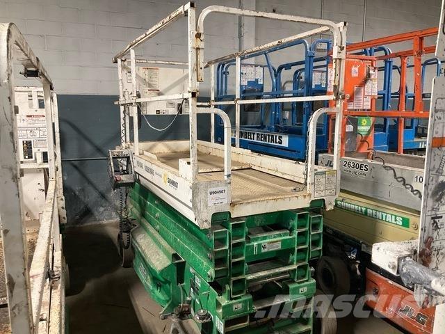 JLG 3246ES Škaraste platforme