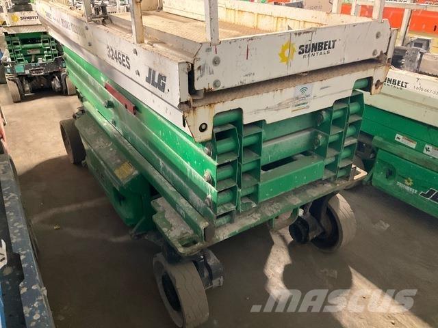 JLG 3246ES Škaraste platforme