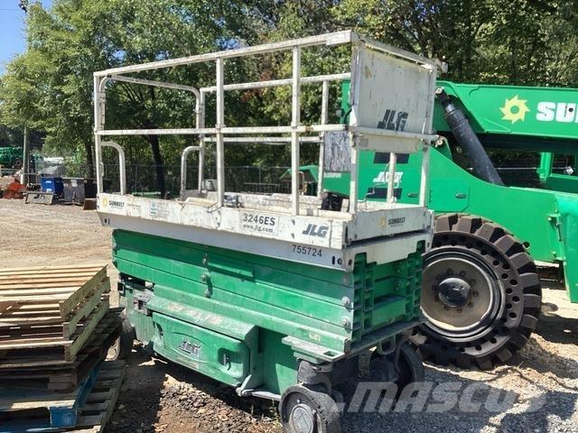 JLG 3246ES Škaraste platforme