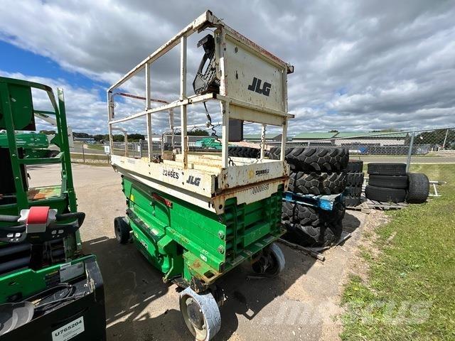 JLG 3246ES Škaraste platforme