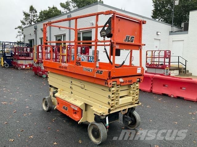 JLG 3246ES Škaraste platforme