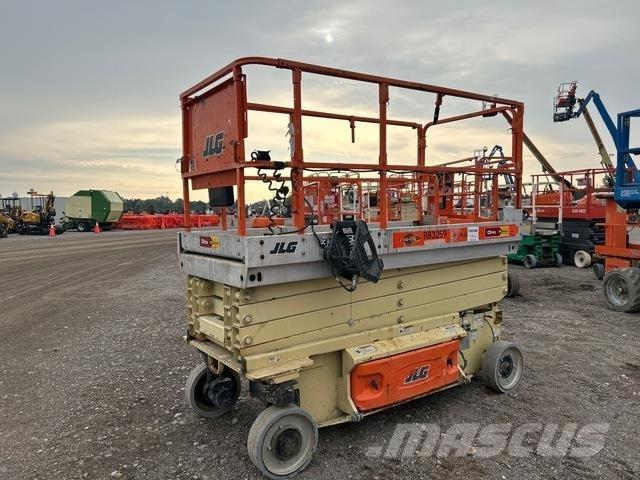 JLG 3246ES Škaraste platforme