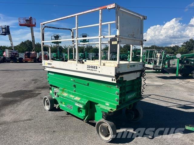 JLG 3246ES Škaraste platforme