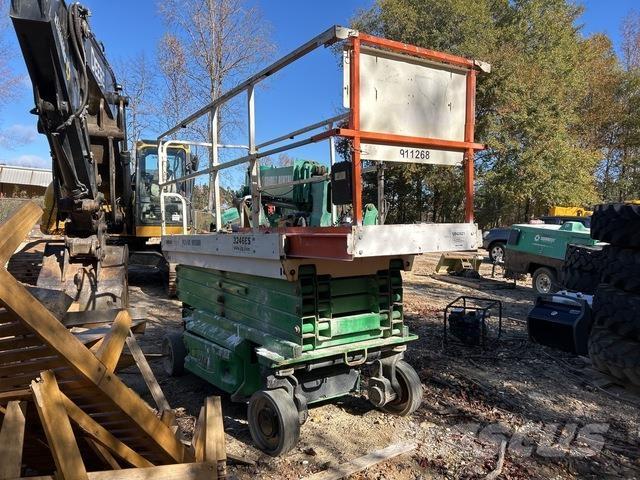 JLG 3246ES Škaraste platforme