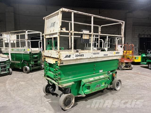 JLG 3246ES Škaraste platforme