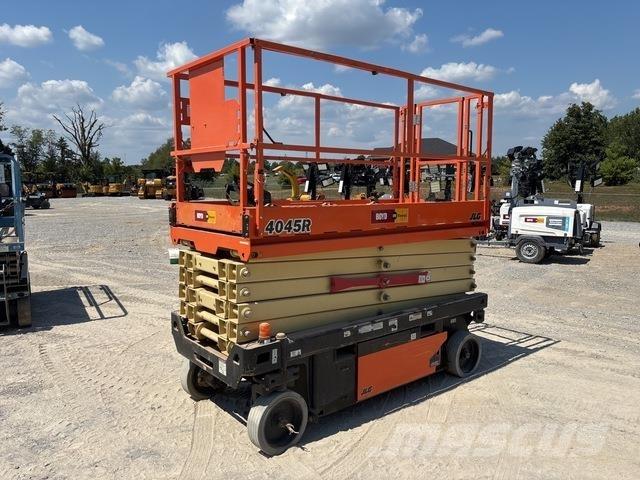 JLG 4045R Škaraste platforme