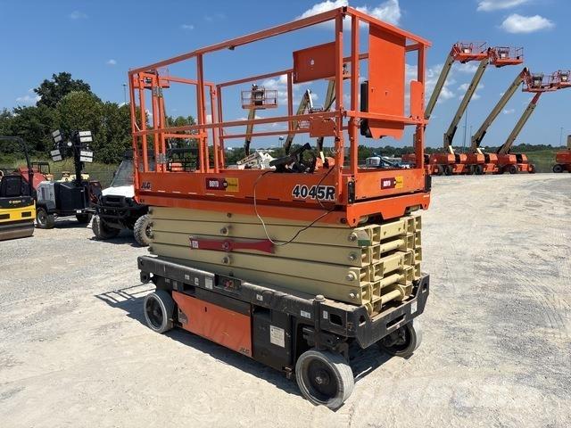 JLG 4045R Škaraste platforme
