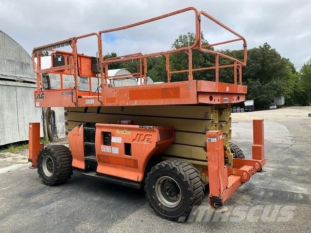 JLG 4394 RT Škaraste platforme
