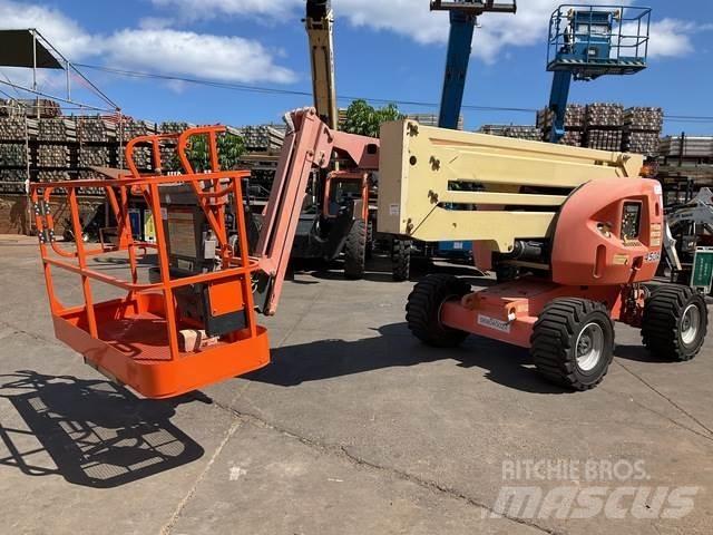 JLG 450AJ Zglobne podizne platforme