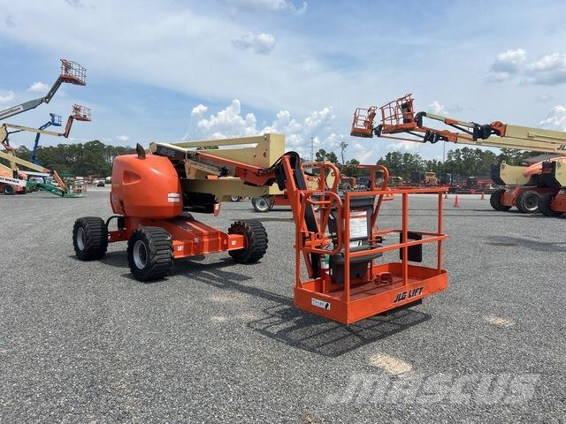 JLG 450AJ Zglobne podizne platforme